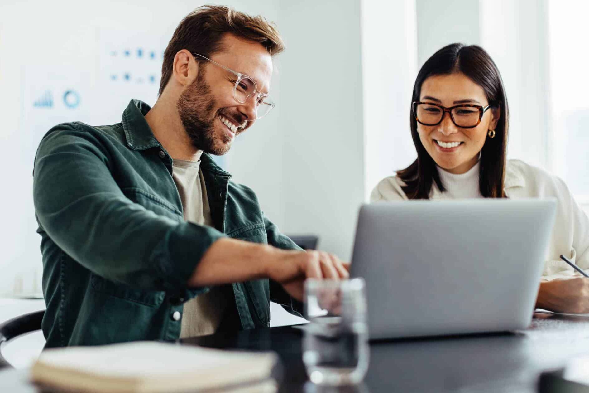 Transformação digital na gestão financeira empresarial através da automação e análise de dados.